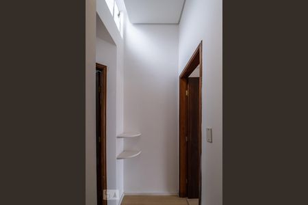 Corredor de casa para alugar com 2 quartos, 64m² em Pinheiros, São Paulo