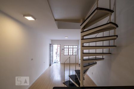 Sala de casa para alugar com 2 quartos, 64m² em Pinheiros, São Paulo