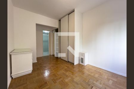 Suite, vista banheiro  de apartamento para alugar com 2 quartos, 100m² em Vila Nova Conceição, São Paulo