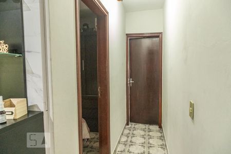 Casa 3 - Corredor de casa à venda com 6 quartos, 122m² em Cidade Antônio Estevão de Carvalho, São Paulo