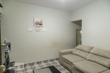 Casa 3 - Sala de casa à venda com 6 quartos, 122m² em Cidade Antônio Estevão de Carvalho, São Paulo