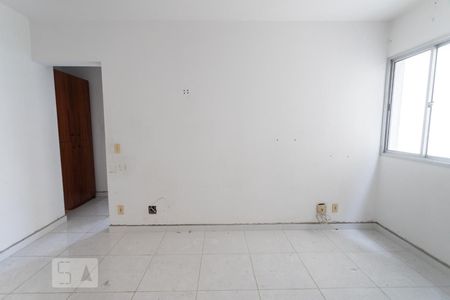 Sala de kitnet/studio para alugar com 1 quarto, 43m² em Pompeia, São Paulo