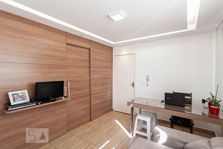 Sala de apartamento para alugar com 2 quartos, 50m² em Nossa Senhora Aparecida , Belo Horizonte