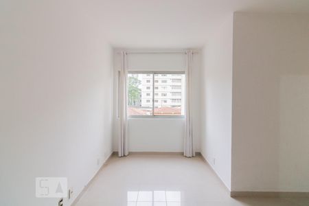 Sala de apartamento para alugar com 2 quartos, 65m² em Indianópolis, São Paulo