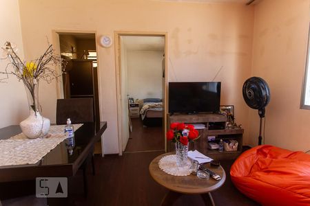 Sala de apartamento à venda com 1 quarto, 38m² em Glória, Porto Alegre