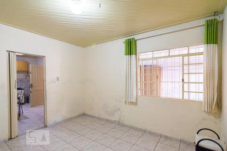 Sala de casa para alugar com 2 quartos, 90m² em Jardim Stetel, Santo André