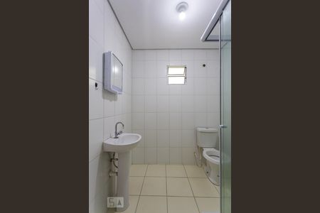 Banheiro de casa à venda com 1 quarto, 20m² em Rio Pequeno, São Paulo