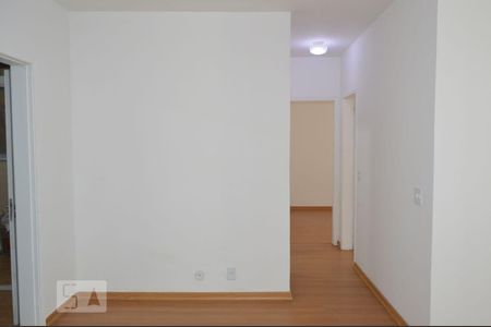 Sala de apartamento para alugar com 2 quartos, 73m² em Icaraí, Niterói