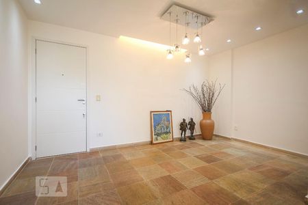 Sala de apartamento para alugar com 1 quarto, 64m² em Barra da Tijuca, Rio de Janeiro