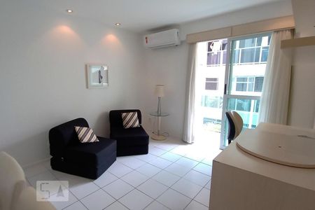 Sala de apartamento para alugar com 1 quarto, 44m² em Botafogo, Rio de Janeiro