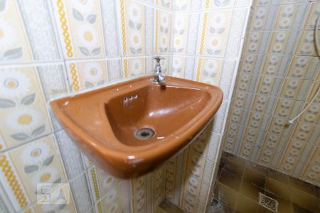 Banheiro de casa à venda com 1 quarto, 50m² em Piedade, Rio de Janeiro