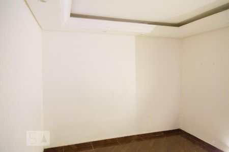 Sala de Estar de casa para alugar com 2 quartos, 60m² em Vila Carrao, São Paulo