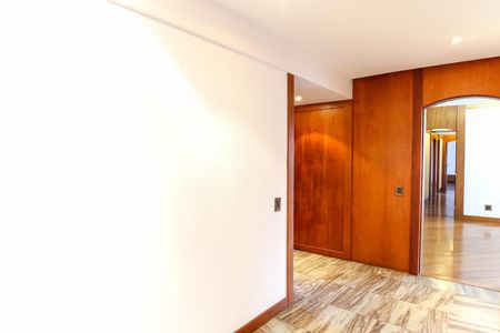 Apartamento para alugar com 375m², 4 quartos e 3 vagasHall de Entrada