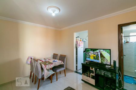 Sala de apartamento à venda com 2 quartos, 50m² em Heliópolis, Belo Horizonte