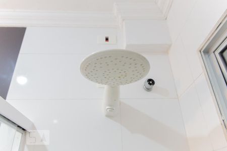 Casa à venda com 245m², 3 quartos e 2 vagas Casa à venda com 245m², 3 quartos e 2 vagasChuveiro