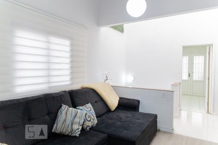 Casa à venda com 245m², 3 quartos e 2 vagas Casa à venda com 245m², 3 quartos e 2 vagasSala 2