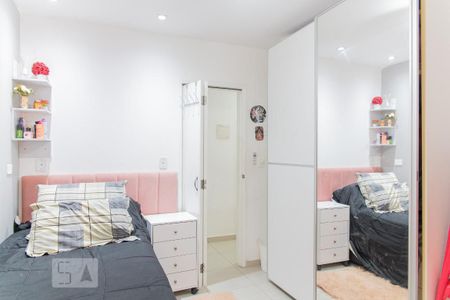 Casa à venda com 245m², 3 quartos e 2 vagas Casa à venda com 245m², 3 quartos e 2 vagasQuarto 2