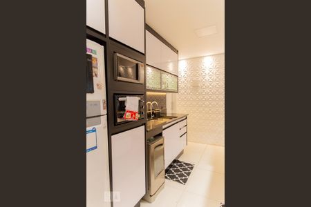 Casa à venda com 245m², 3 quartos e 2 vagas Casa à venda com 245m², 3 quartos e 2 vagasCozinha