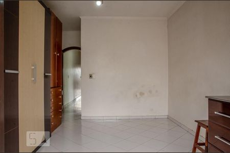 Suíte de casa para alugar com 3 quartos, 198m² em Piqueri, São Paulo