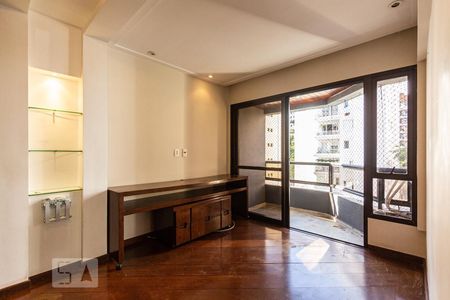 Sala de apartamento à venda com 3 quartos, 72m² em Real Parque, São Paulo