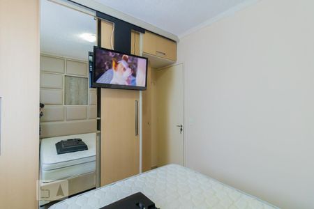 Quarto 1 de apartamento para alugar com 2 quartos, 43m² em Vila Talarico, São Paulo