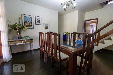 Sala de Jantar de casa à venda com 5 quartos, 280m² em Braúnas, Belo Horizonte