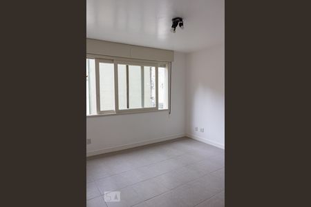 Quarto de kitnet/studio para alugar com 1 quarto, 33m² em Centro Histórico, Porto Alegre