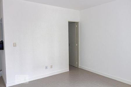 Quarto de kitnet/studio para alugar com 1 quarto, 33m² em Centro Histórico, Porto Alegre