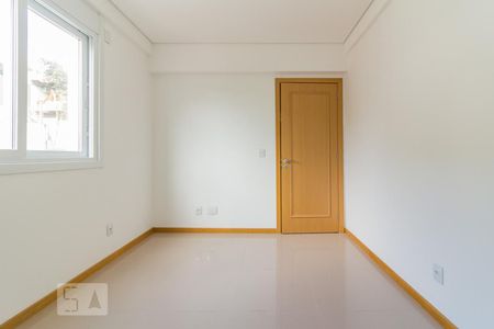 Dormitório de apartamento à venda com 3 quartos, 93m² em Cristal, Porto Alegre