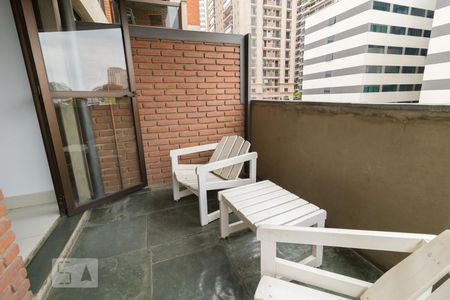 Varanda de apartamento para alugar com 1 quarto, 58m² em Alphaville Industrial, Barueri