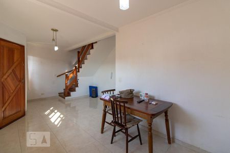Sala de casa de condomínio à venda com 3 quartos, 154m² em Vila Leonor, São Paulo