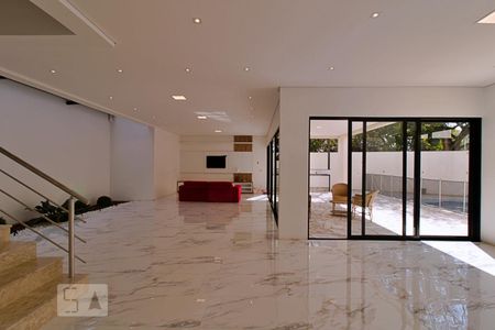 Sala de casa para alugar com 4 quartos, 370m² em Jardim Londrina, São Paulo
