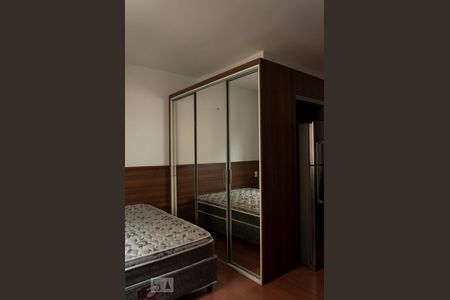 Quarto/Sala de kitnet/studio para alugar com 1 quarto, 25m² em Centro Histórico, Porto Alegre