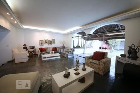 Sala de casa para alugar com 4 quartos, 365m² em Jardim dos Estados, São Paulo