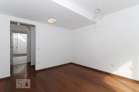Sala de casa de condomínio à venda com 2 quartos, 115m² em Vila São Silvestre, São Paulo