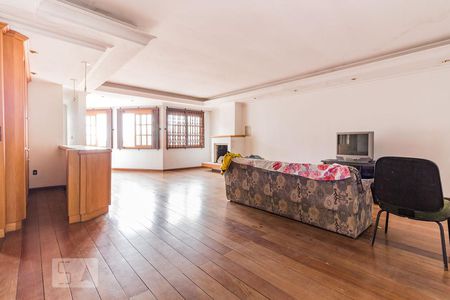 Sala de casa à venda com 4 quartos, 460m² em Santa Tereza, Porto Alegre