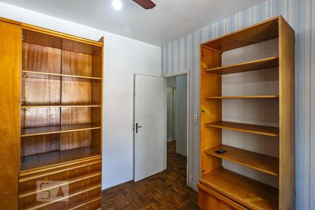 Quarto 2 de casa à venda com 5 quartos, 200m² em Centro Histórico, Porto Alegre