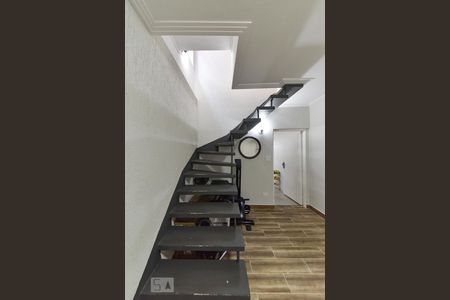 Escada de Acesso de casa à venda com 2 quartos, 103m² em Nova Petrópolis, São Bernardo do Campo