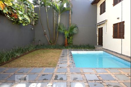 Quintal - Piscina de casa para alugar com 4 quartos, 280m² em Brooklin Paulista, São Paulo