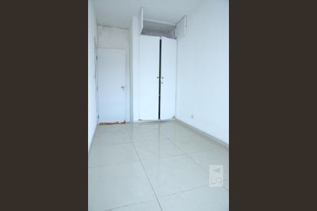 Quarto 1 de casa para alugar com 3 quartos, 55m² em Vila Brasilina, São Paulo