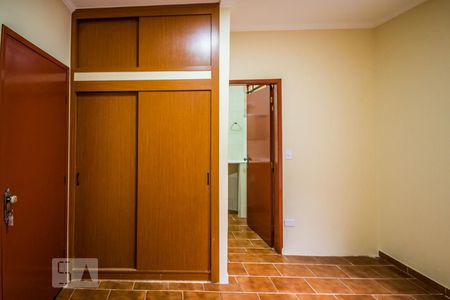 Suíte 1 de casa para alugar com 4 quartos, 190m² em Vila Nogueira, Campinas