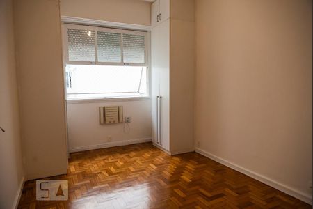 Suíte de apartamento para alugar com 2 quartos, 113m² em Copacabana, Rio de Janeiro