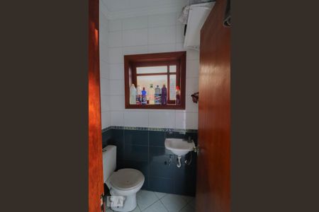 Casa à venda com 205m², 4 quartos e 3 vagas Casa à venda com 205m², 4 quartos e 3 vagasBanheiro de Serviço