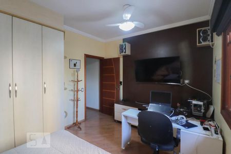 Casa à venda com 205m², 4 quartos e 3 vagas Casa à venda com 205m², 4 quartos e 3 vagasSuíte 2