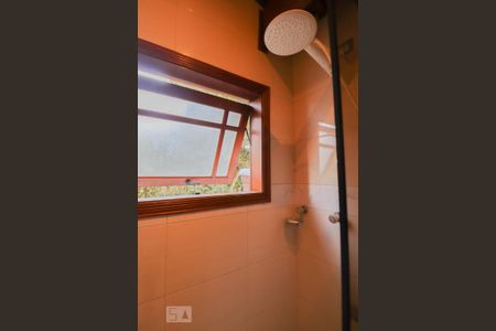 Casa à venda com 205m², 4 quartos e 3 vagas Casa à venda com 205m², 4 quartos e 3 vagasBanheiro