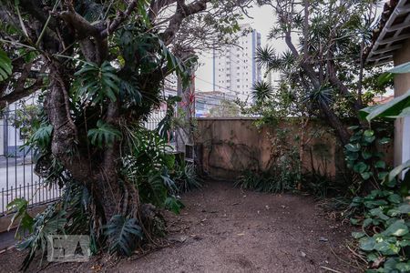 Casa à venda com 350m², 6 quartos e 5 vagas Casa à venda com 350m², 6 quartos e 5 vagasJardim