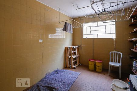 Casa à venda com 350m², 6 quartos e 5 vagas Casa à venda com 350m², 6 quartos e 5 vagasÁrea de Serviço