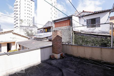 Casa à venda com 350m², 6 quartos e 5 vagas Casa à venda com 350m², 6 quartos e 5 vagasTerraço