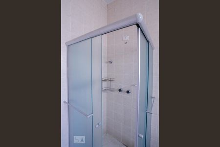 Casa à venda com 350m², 6 quartos e 5 vagas Casa à venda com 350m², 6 quartos e 5 vagasBanheiro Social