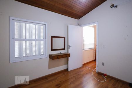 Casa à venda com 350m², 6 quartos e 5 vagas Casa à venda com 350m², 6 quartos e 5 vagasSuíte